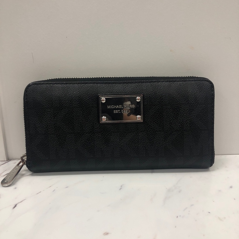 🖤MICHAEL KORS🖤 full zip wallet
